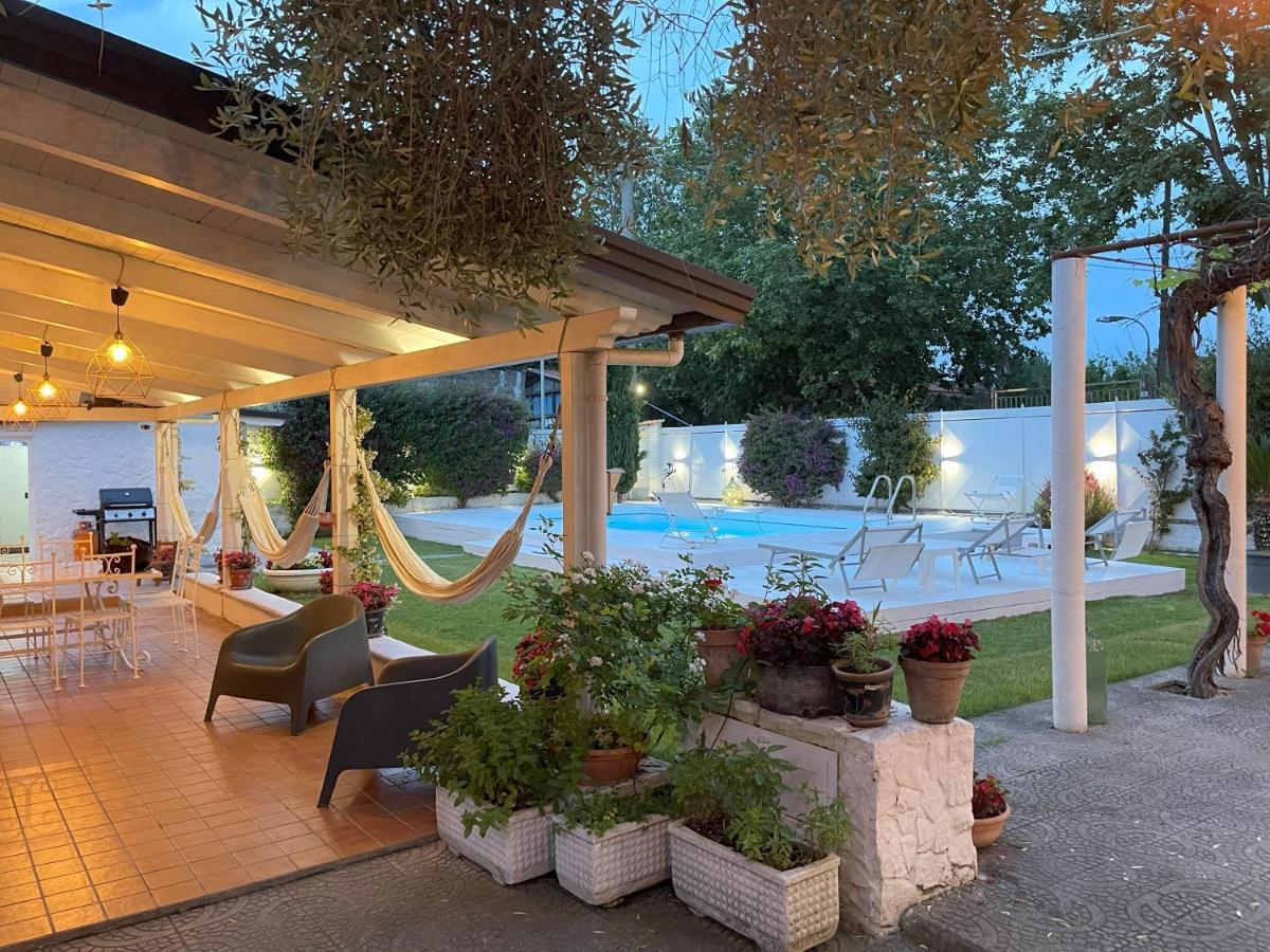 Villa Avvocato Catapano ปอนเตกัญญาโน ภายนอก รูปภาพ