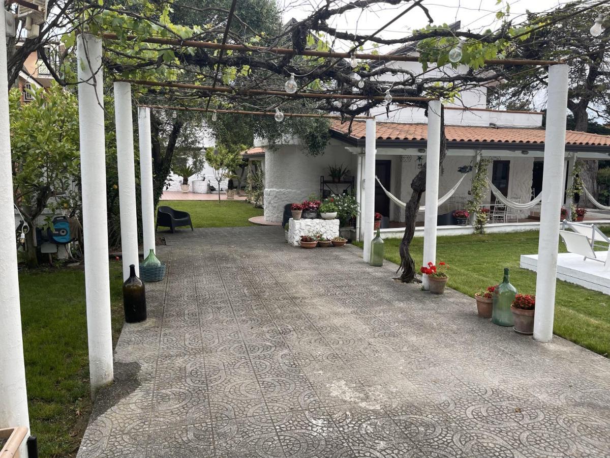 Villa Avvocato Catapano ปอนเตกัญญาโน ภายนอก รูปภาพ