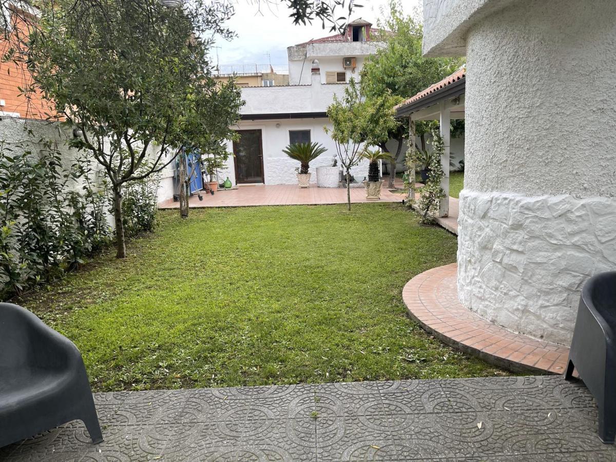 Villa Avvocato Catapano ปอนเตกัญญาโน ภายนอก รูปภาพ