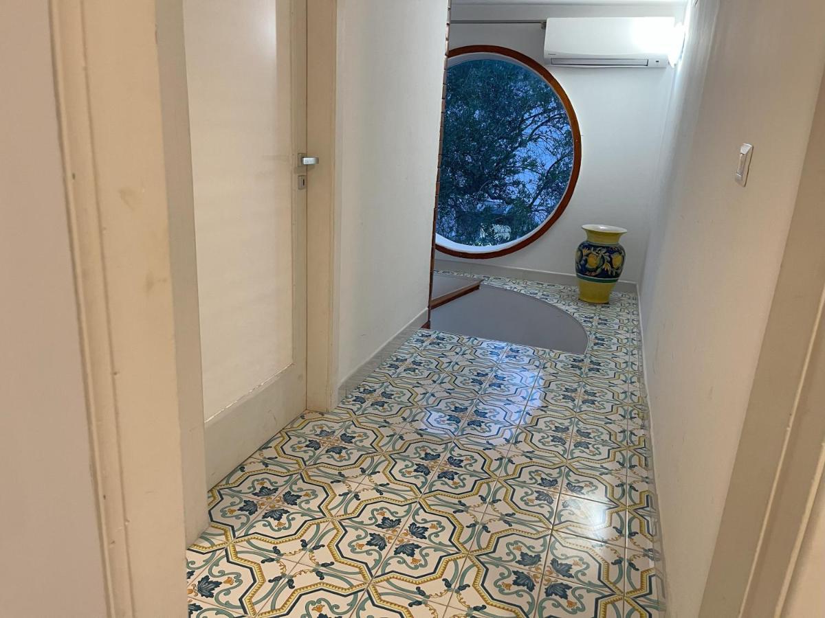 Villa Avvocato Catapano ปอนเตกัญญาโน ภายนอก รูปภาพ