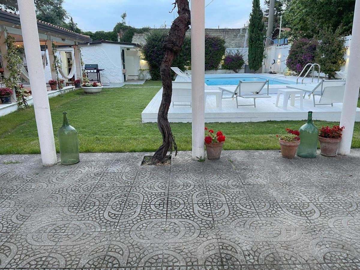 Villa Avvocato Catapano ปอนเตกัญญาโน ภายนอก รูปภาพ