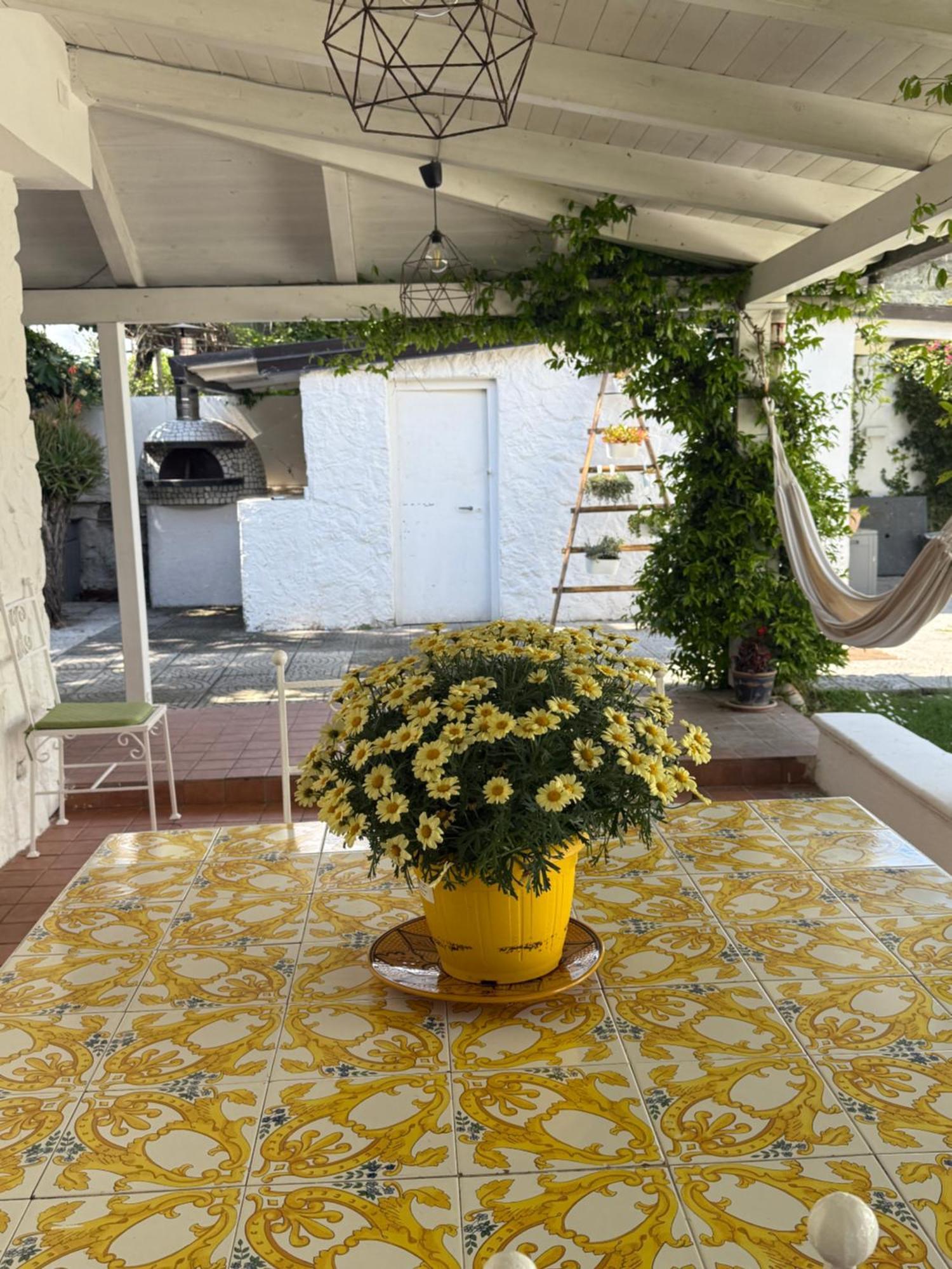 Villa Avvocato Catapano ปอนเตกัญญาโน ภายนอก รูปภาพ